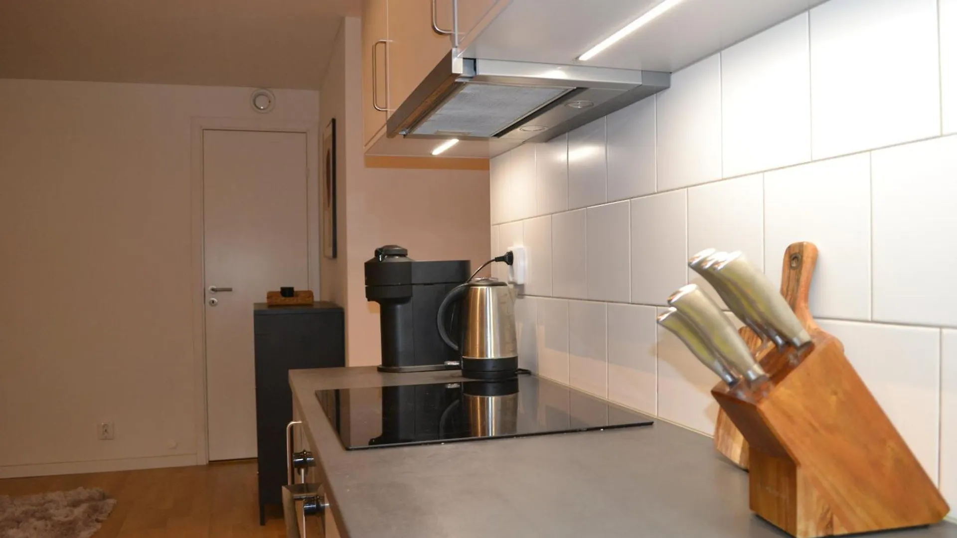 Lejlighed Spacious 1-Bedroom Flat 15 Min To Stockholm City Center