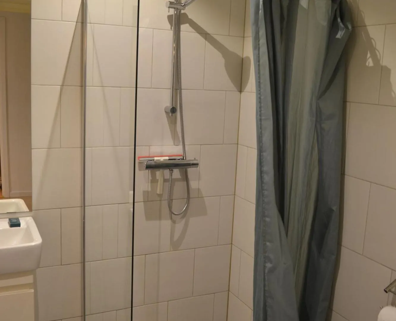 Spacious 1-Bedroom Flat 15 Min To Stockholm City Center Lejlighed